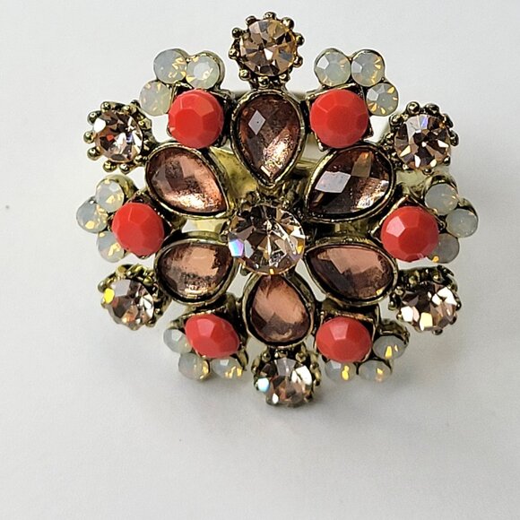 Coral and White Flower Ring,Crystal Floral Ring, Adjustable Flower Ring - Picture 8 of 14